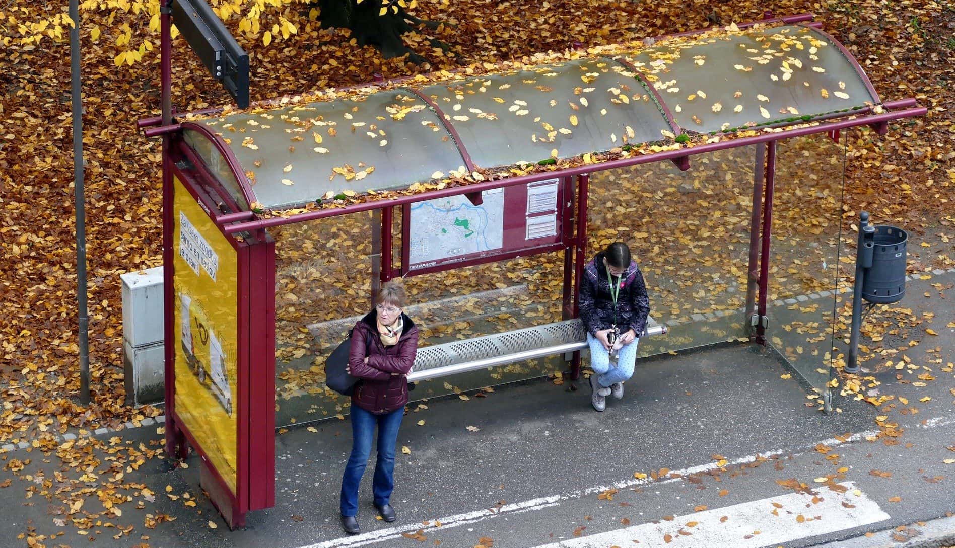 Kaum barrierefreie Bushaltestellen im Rems-Murr-Kreis